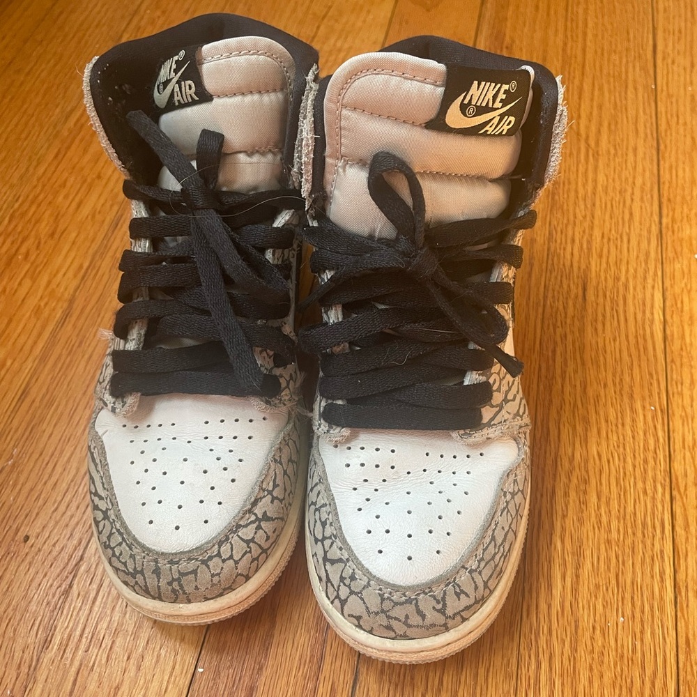 Nike Air Jordan 1 Retro High OG White Cement Size Youth 3.5 - Picture 2 of 10